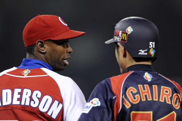 Leslie Anderson and Ichiro Suzuki in the 2009 World Baseball Classic.